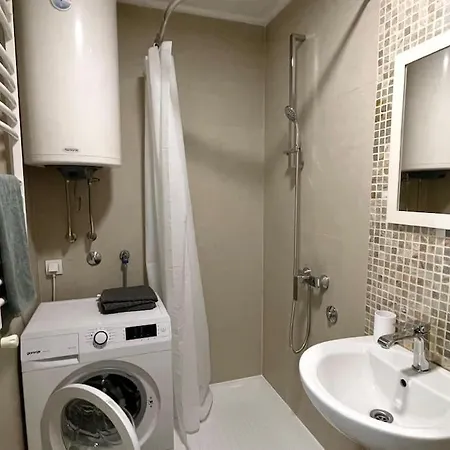 Apartment Center